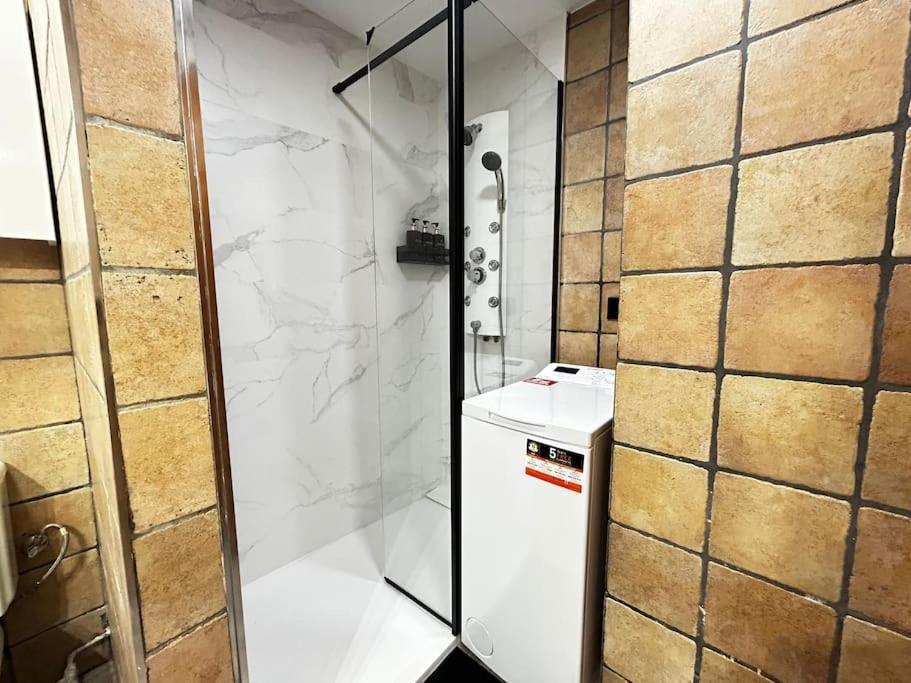 Apartamento Amueblado En El Centro De Madrid Kültér fotó