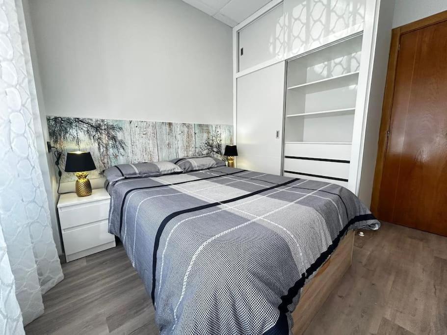 Apartamento Amueblado En El Centro De Madrid Kültér fotó